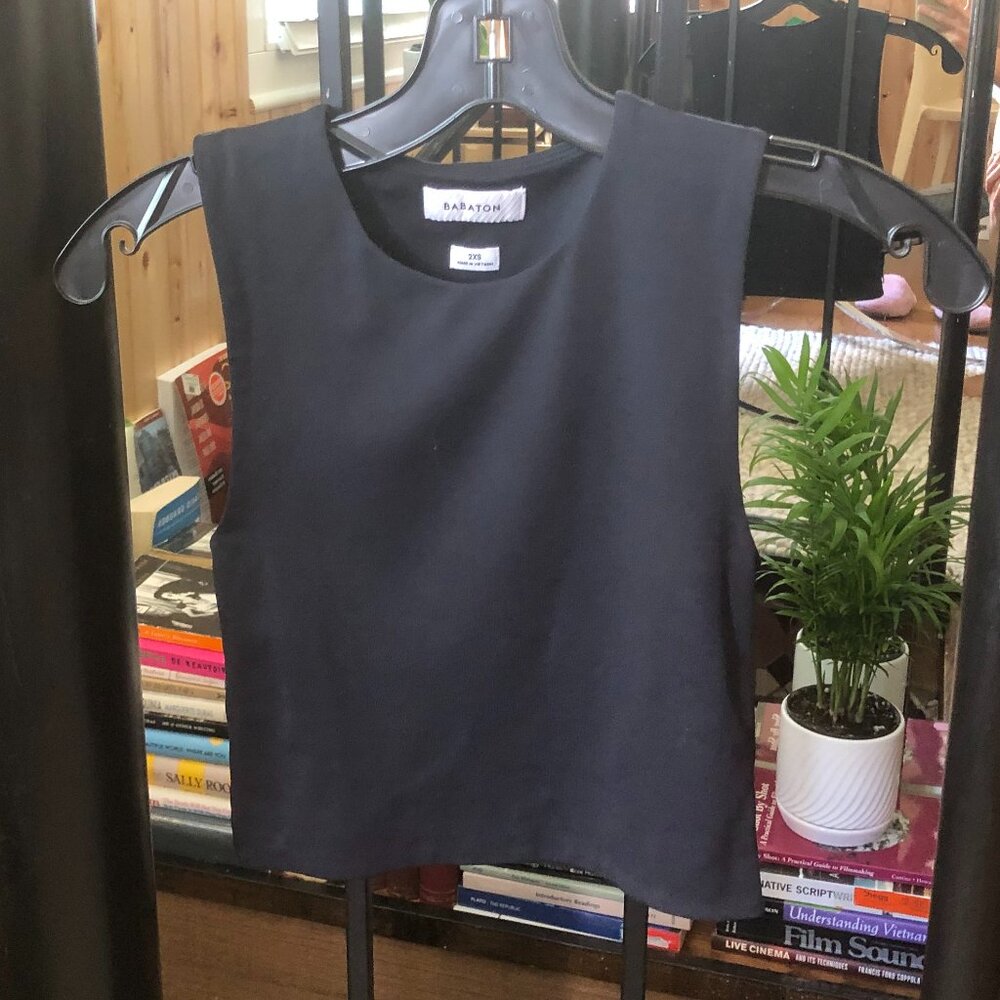 Aritzia Babaton Contour Muscle Tank